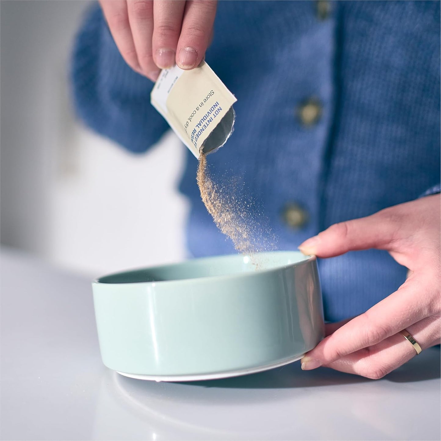 Petivity Microbiome Analysis Kit — Comprehensive for Cats and Dogs, Powered by Purina