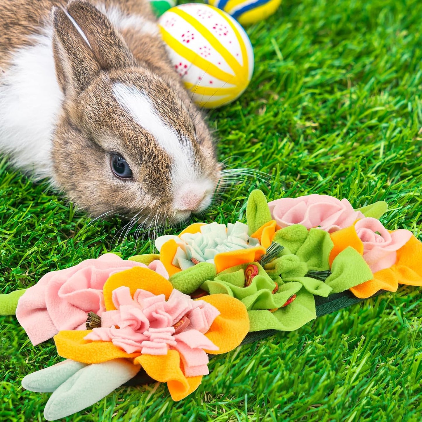 Rabbit Foraging Mat, Guinea Pig Toys19.69" X 10.63"Small Animal Foraging Mat,Enrichment Toy Promotes Natural Foraging Behavior and Mental Stimulation for Rabbits Ferrets Chinchillas