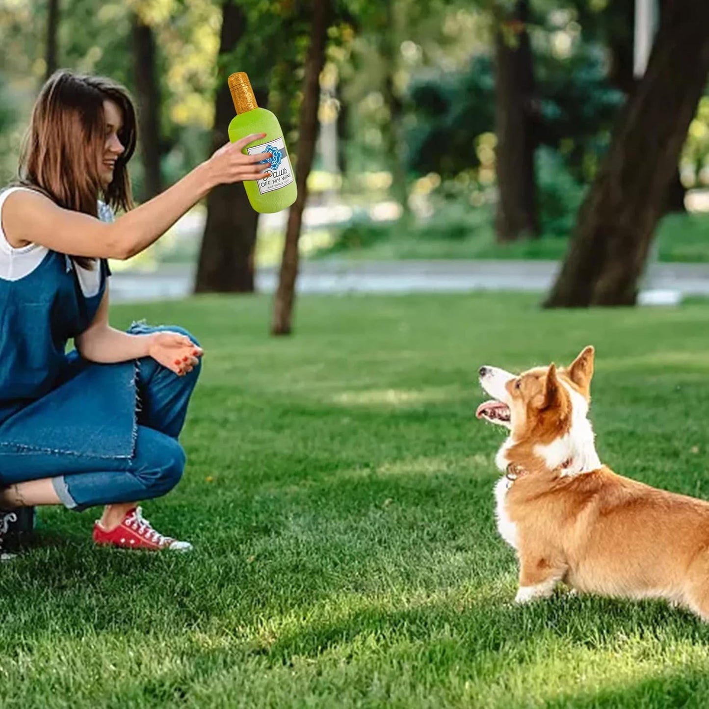 Prime Pets Plush Dog Toy, Crinkle Dog Toys, Wine Bottle Pet Toy for Small Medium Large Dogs