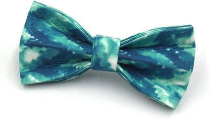 Personalized Cat Collar with Bells,Velvet Customized Small Cat Collar with Name Tag,Pet Collar with Name Phone Number Engraved ID Tags for Boy and Girl Kitten Cats (Green Water Wave)