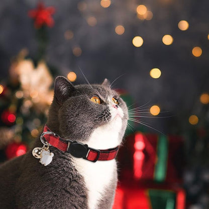 Unique style paws 2 Pack Christmas Kitten Collar Breakaway with Bell & Pendant, Adjustable Safety Cat Cotton Collars for Girl Boy Cats and Small Pets