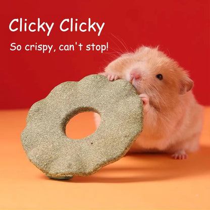 Hamburger-Shaped Hamster Toy Timothy Hay,Bunny Toys, for Pet Rabbits, Guinea Pigs, and Chinchillas