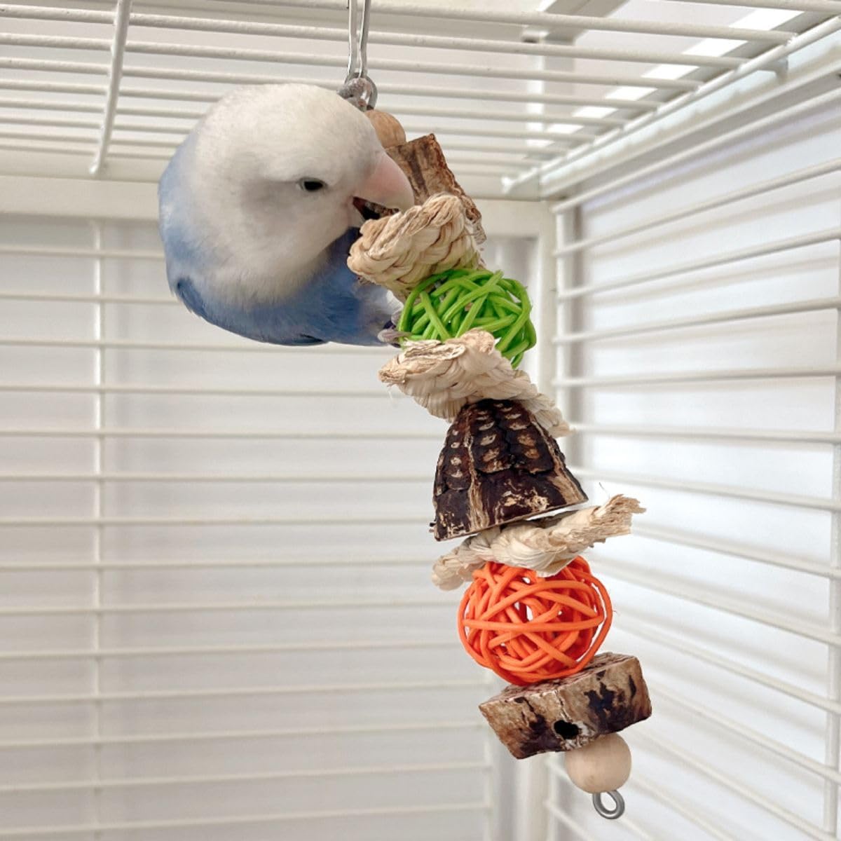 Parrots Chewing Toy Wood Block Nut Rattan Ball Corn Husk with Hanging Hook Entertainment Toy Wood Bird Toy for Parrots Chewing Block Cage Toy Accessories for Cockatiel Parakeets Random Color (2 Pcs)