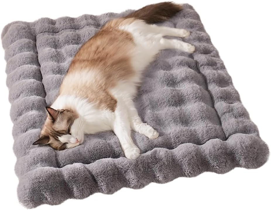 Cat Beds for Indoor Cats Faux Fur Pet Pad Mat Plush Kitten Bed with Non-Slip Bottom for Carriers/Couch Dog & Puppy Friendly 35 x 27 Inch X-Large Gery