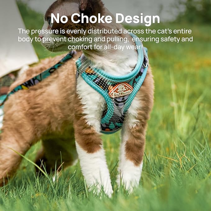 Cat Harness and Leash Set, Step-in Escape Proof Adjustable Vest Harness for Small Medium Large Cats, Lightweight Soft Breathable Reflective Kitten Harness for Walking Travel, Camping(Blue, S)