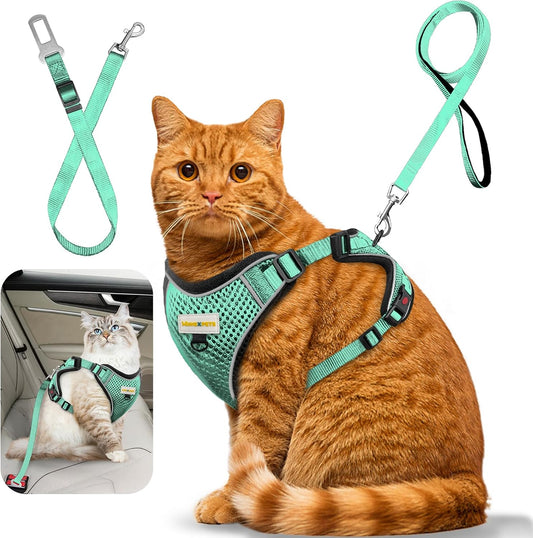 Cat Harness and Leash for Walking, Retractable Cat Harnesses and Leash Set Escape Proof, Breathable Soft Kitten Small Large Harness for Travel Training and Walking, Green, S
