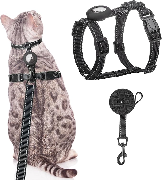 SCENEREAL Cat Harness and Leash Set Escape Proof with Airtag Holder, Reflective Pet Harnesses for Walking, Adjustable Kitty Vest Soft Harness Outdoor Indoor, Cute Travel Boys Girls Small Large Cats