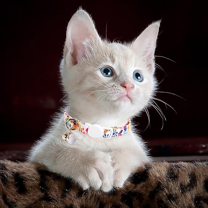 Unique style paws 2 Pack Kitten Collar Breakaway with Bell & Pendant, Adjustable Safety Cat Cotton Collars for Girl Boy Cats and Small Pets