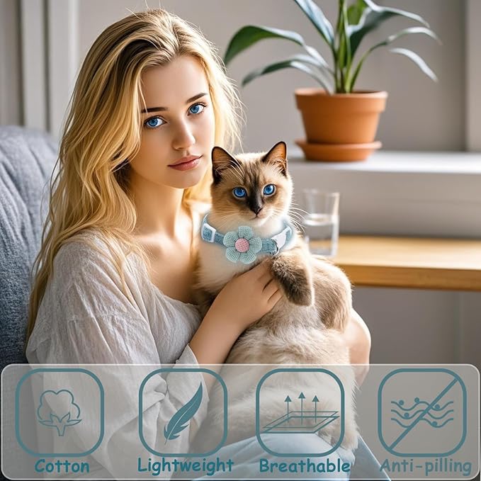 Breakaway Cat Collars with Bells, MUZIEBA Kitten Collar for Girl Boy Adjustable Safety Kitty Collars for Cats Puppy and Small Pets (Blue + Green)