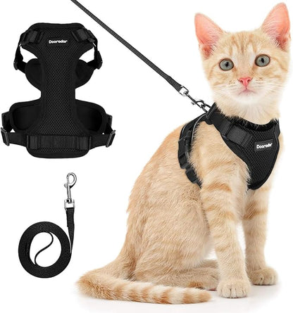Dooradar Cat Harness and Leash Set, Escape Proof Safe Adjustable Kitten Vest Harnesses for Walking, Easy Control Soft Breathable Mesh Jacket with Reflective Strips for Cats, Black, XS