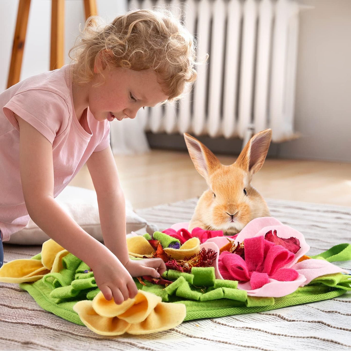 Rabbit Foraging Mat, 11.8" X 11.8" Interactive Feeding Game, Machine Washable Felt Fabric Pet Foraging Mat for Rabbits, Guinea Pigs, Hamsters, and Small Animals Anti Slip Feeding Mat Treat Dispenser
