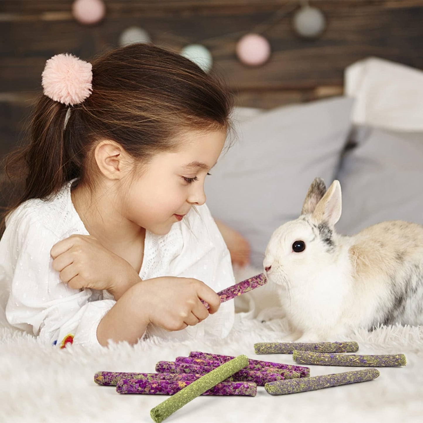 Sofier Timothy Hay Sticks - 44Pcs Natural Chews for Teeth - Handmade Rabbit & Guinea Pig Toys - Chinchilla, Rat, Hamster, Gerbil