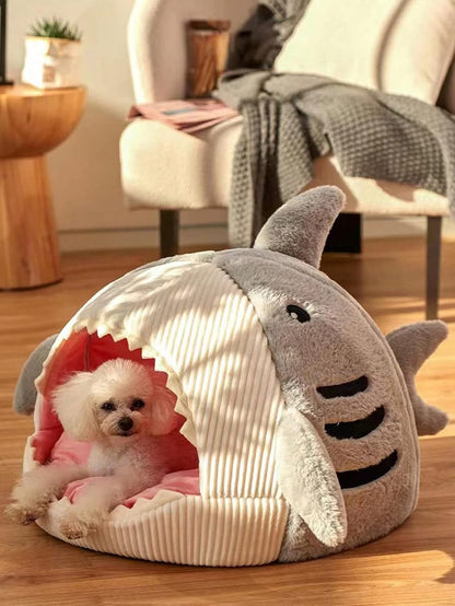 QWINEE Cat Mat Shark-Shaped Kennel Kitten Bed Hideout House Warm Soft Comfortable Semi-Closed Cat Dog Nest Grey Large