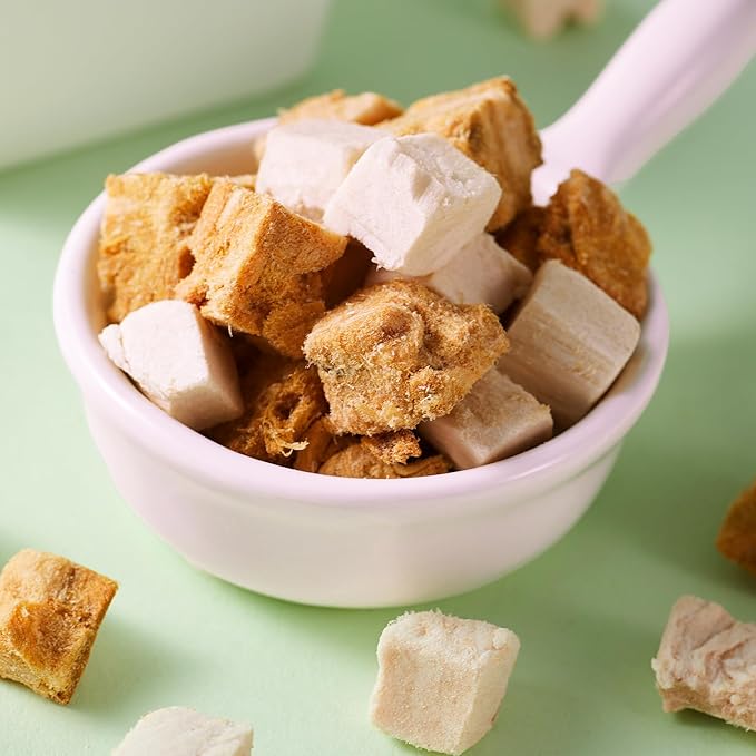 Turtle Food - 3 in 1 Freeze-Dried Meat – Chicken, Duck & Salmon – Natural Treats for Turtles, Cats & Dogs – Human-Grade Real Meat