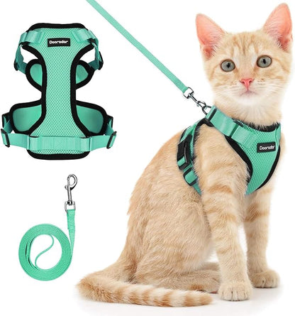 Dooradar Cat Harness and Leash Set, Escape Proof Safe Adjustable Kitten Vest Harnesses for Walking, Easy Control Soft Breathable Mesh Jacket with Reflective Strips for Cats, Green, XS