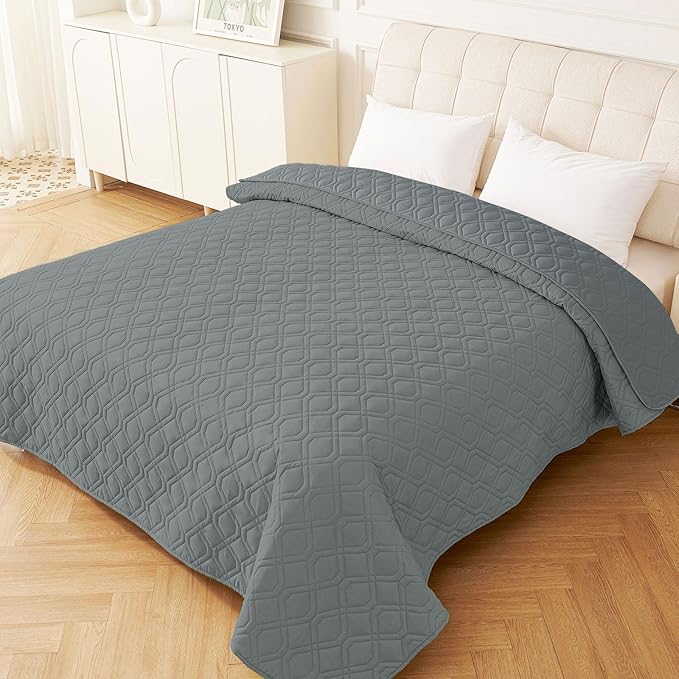 hyha Waterproof Dog Bed Blanket, Soft Pet Blankets, Waterproof Couch Cover for Dogs, Reversible Sofa Covers Washable for Furniture (68x82 Inch, Dark Grey/Dark Grey)