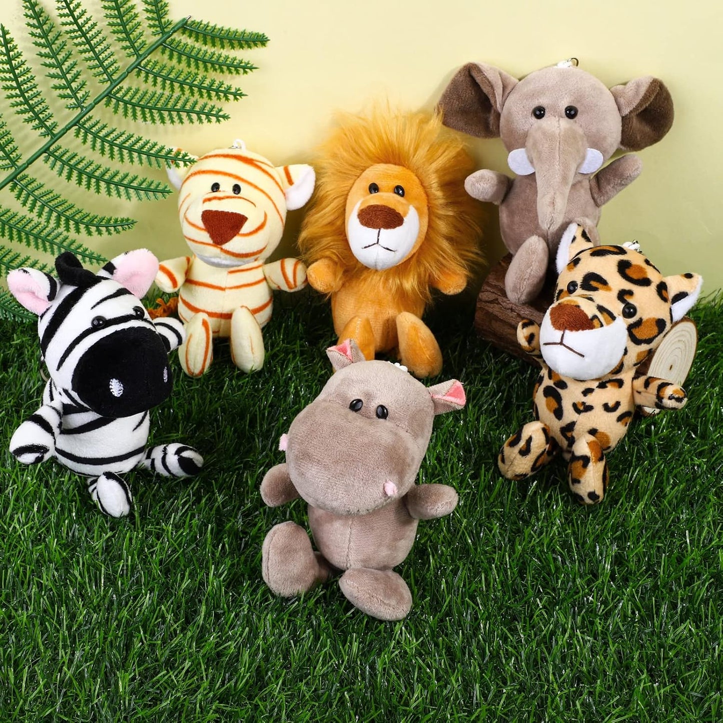 Elcoho 14 Pieces Safari Mini Jungle Animal Plush Toys Small Stuffed Forest Animals Plush Toys 5.9 Inch Keychain Decorations for Animal Themed Parties Goody Bags Filler Favors (Standing)