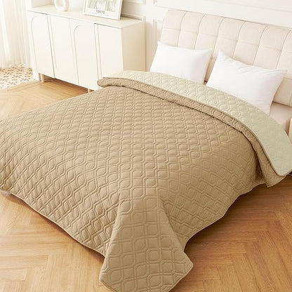 hyha Waterproof Dog Bed Blanket, Soft Pet Blankets, Waterproof Couch Cover for Dogs, Reversible Sofa Covers Washable for Furniture (82x102 Inch, Camel/Beige)