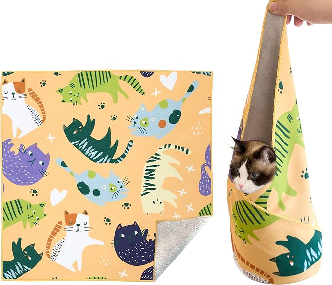 17.7" X 17.7" Versatile Cat Grooming Wrap for Cutting Nails Self-Adherent Fabric Wrap for Cats Anti-Scratch Anti-Escape Grooming Bag Pet Tool