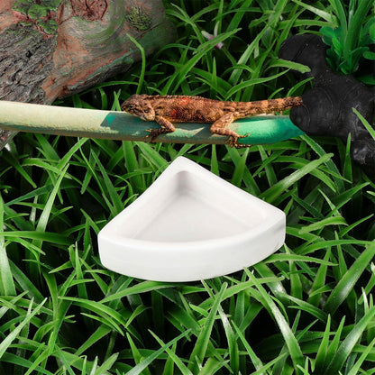 ibasenice Anti-Escape Food Pot Set Ceramic Bowls for Small Animals Hamster Reptile Feeding Watering Supplies 2Pcs Medium Triangle Dish