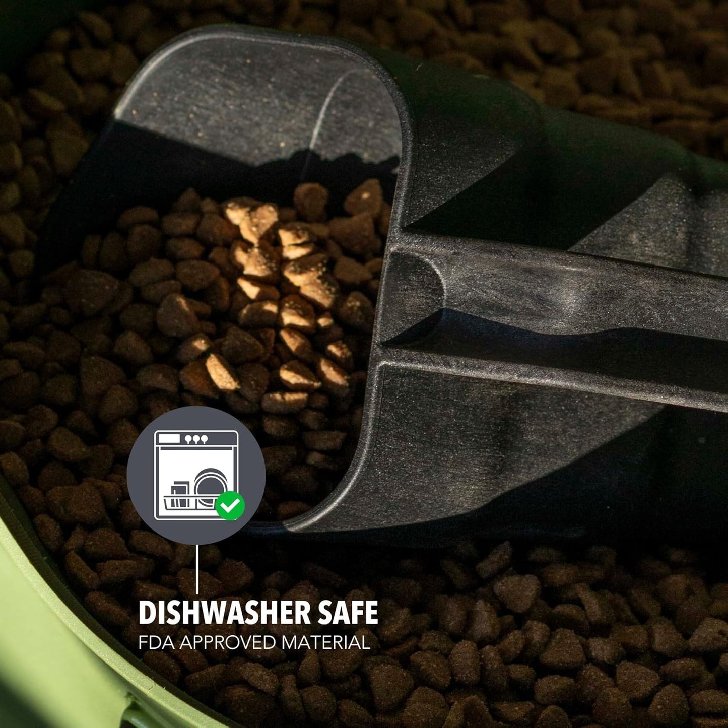 GUNNER Dog Measuring Food Scoop, Ergonomic No-Slip Grip, 3 Cup Pour Scooper, Good for Scooping Ice & Animal Feeds, Heavy Duty Material, Measuring Cup Markers Inside for Perfect Proportion Every Scoop