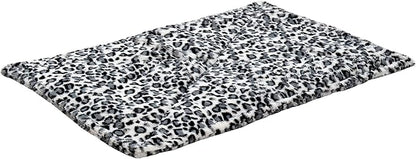 Furhaven ThermaNAP Self-Warming Cat Bed for Indoor Cats & Small Dogs, Washable & Reflects Body Heat - Quilted Faux Fur Reflective Bed Mat - Snow Leopard, Small