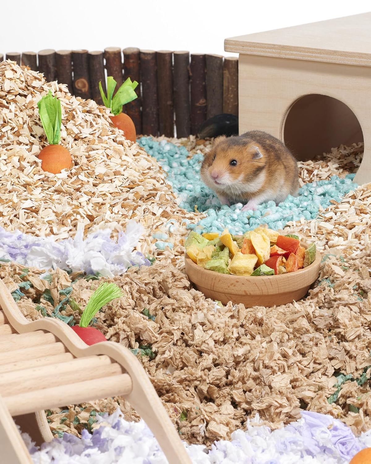 Niteangel Hamster Snack & Treats Toy - Small Animal Natural Treat for Dwarf Syrian Robo Hamsters Gerbils Mice Lemmings Degus or Other Small-Sized Pets (Freeze-Dried Sweet Pepper)
