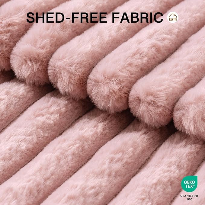 MEWOOFUN Donut Dog Beds for Small Dog, Calming Bed Round Cute Puppy Bed with Non-Slip Bottom, Fluffy Washable Pet Bed for Puppy and Kitten (Pink, S (25x25x7))