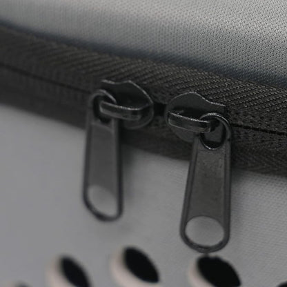 KAMEIOU Portable Small Animal Guinea Pig Carrier Cage with Mat Zipper Breathable Hole Window Hamsters Hedgehogs Guinea Pigs Small Pet Travel Carrier Cage Case Handbag for Animals Carrier（Grey）