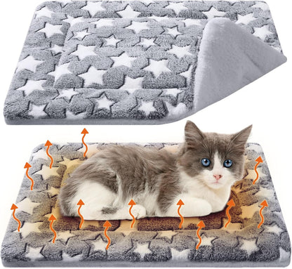 VitalCozy 2 Pack Self Warming Cat Mat Self Heating Pad Bed Reversible Machine Washable Reflects Body Heat Warm Thermal Pet Pad Crate Blanket for Feral and Indoor Cat(Star,22'' X 18'')