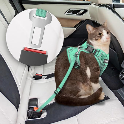Cat Harness and Leash for Walking, The Upgrade Can be Adjusted in Four Directions and Breathable Cat Harness for Anti Escape That can be Fitted and Positioned, Reflective Strips Harness, Green,M