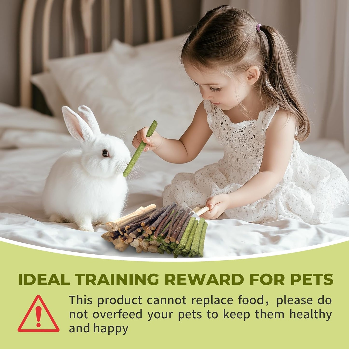 Small Animals Molar Wood Sticks 250g Natural Sweet Bamboo/Alfalfa/Apple Sticks Treats Toys for Small Animals, Rabbits, Guinea Pig, Bunny, Hamster, Rat, Chinchillas