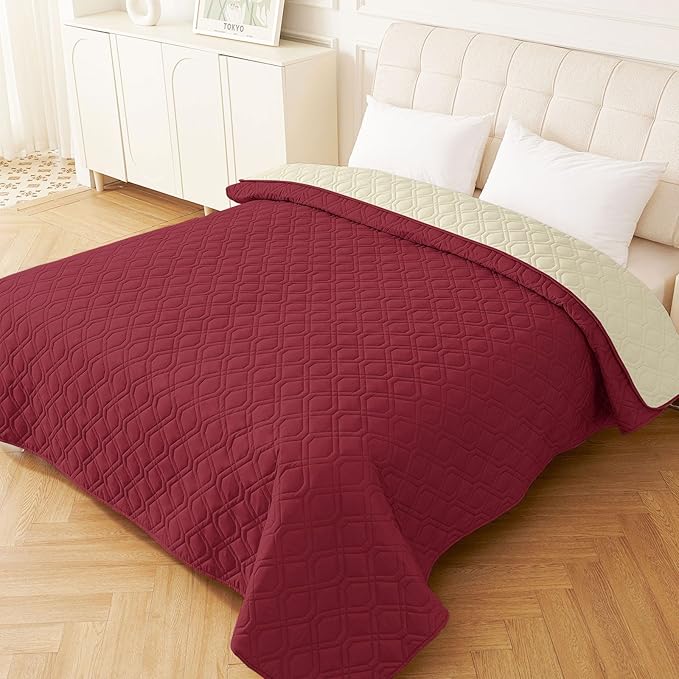 hyha Waterproof Dog Bed Blanket, Soft Pet Blankets, Waterproof Couch Cover for Dogs, Reversible Sofa Covers Washable for Furniture (52x82 Inch, Wine Red/Beige)