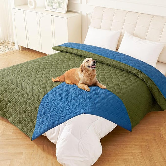 hyha Waterproof Dog Bed Blanket, Soft Pet Blankets, Waterproof Couch Cover for Dogs, Reversible Sofa Covers Washable for Furniture (82x102 Inch, Green/Navy Blue)