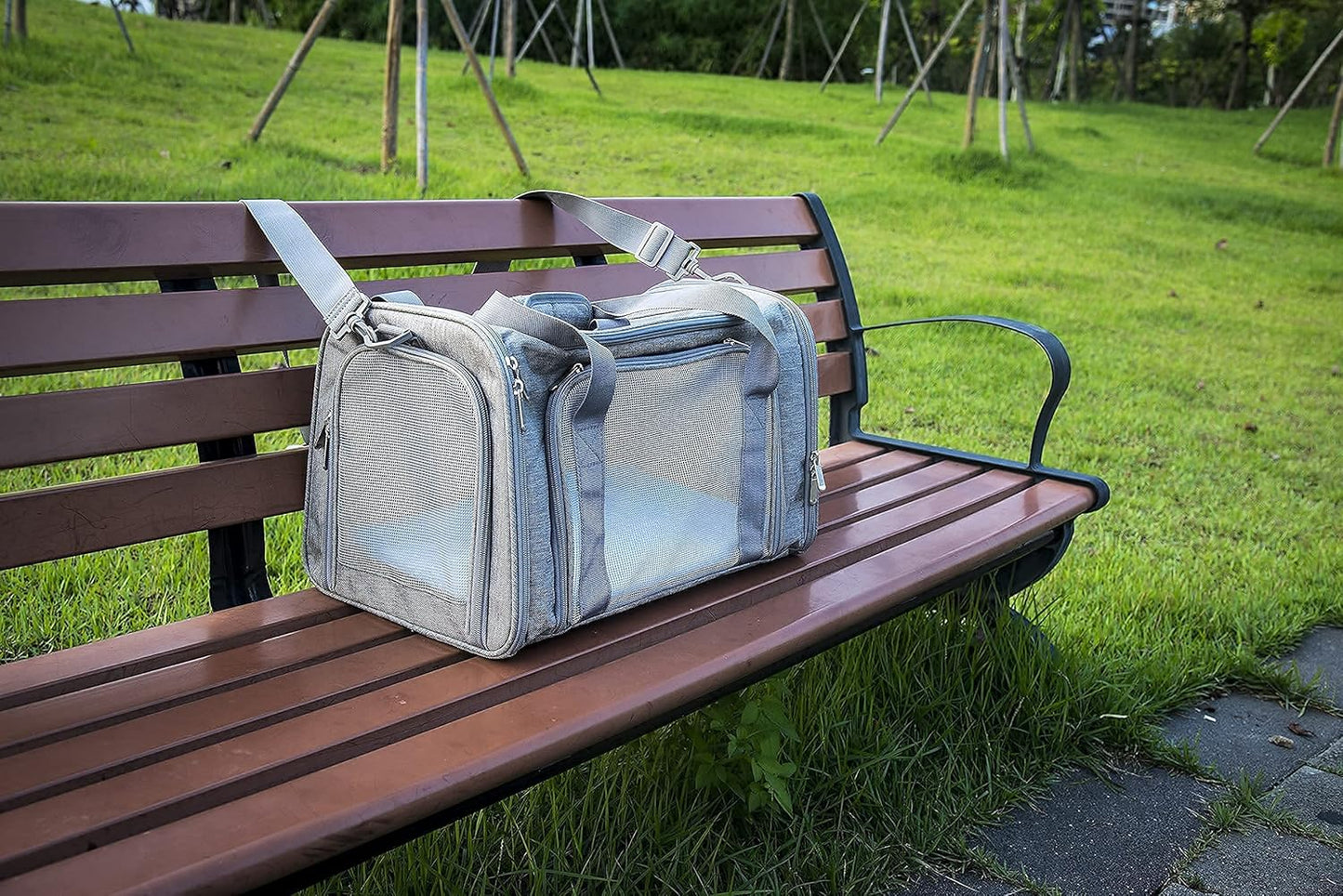 Soft Sided Carrier for Small Medium Cats Dogs,Removable Pad Collapsible Travel Pet Carrier Large Grey