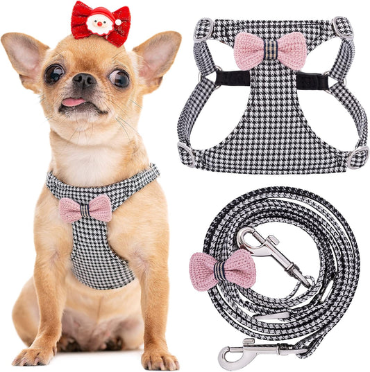 No Pull xs Dog Harness with Multifunction Dog Leash,Soft Adjustable No Choke Escape Proof Pet Harness Vest,Knitted Black-White,XXS