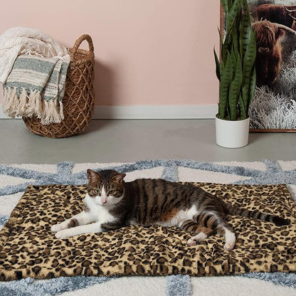 Furhaven ThermaNAP Self-Warming Cat Bed for Indoor Cats & Large/Medium Dogs, Washable & Reflects Body Heat - Quilted Faux Fur Reflective Bed Mat - Leopard, Large